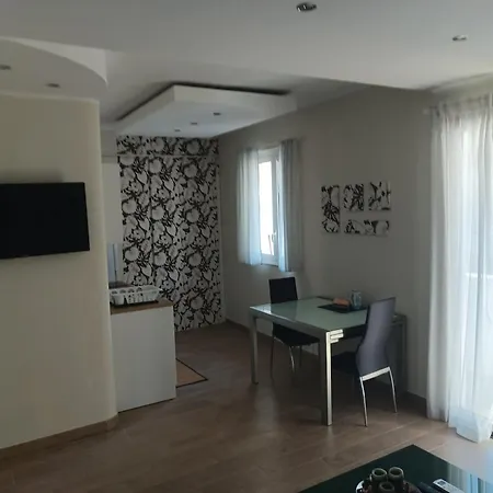 Apartament Samar *